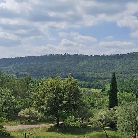 Gite Le Lion D'Or Brignoles Exteriör bild